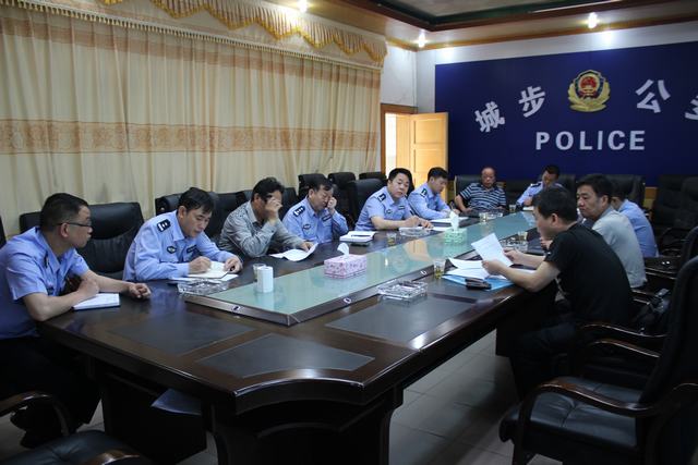 市公安局禁毒支队支队长刘军一行莅临城步公安局督导禁毒工作(图1)