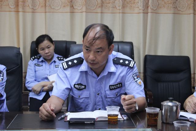 市公安局局党委委员、刑警支队支队长朱邵武一行莅临城步公安局督导工作(图5)