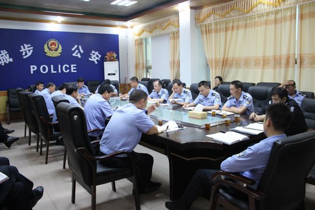市公安局局党委委员、刑警支队支队长朱邵武一行莅临城步公安局督导工作(图1)