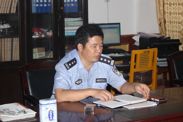城步副县长罗静一行到治安大队督导治安管理绩效考核工作(图3)