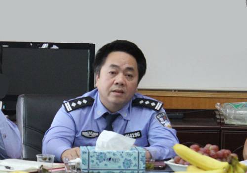 城步公安局召开重阳节座谈会(图2)