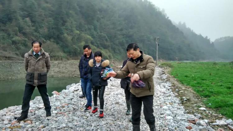 城步畜牧科协合力培训养殖户(图1)