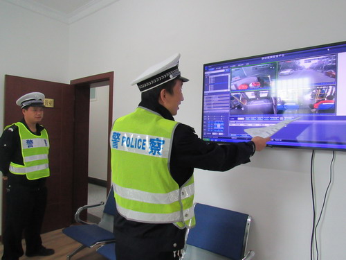城步交警大队强化宣传工作 打响交通安全宣传攻坚战(图2)