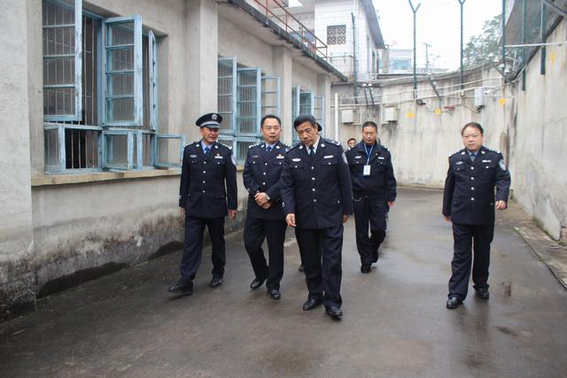 康正健同志到城步看守所检查指导工作(图2)