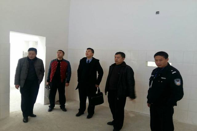 省厅监管总队欧亮支队长一行莅临县看守所检查指导工作(图2)