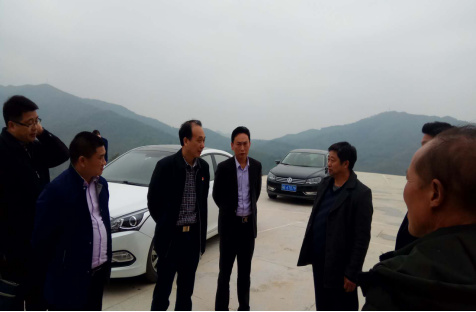 杨博理一行前往威溪乡调研软弱涣散基层党组织整顿工作(图2)