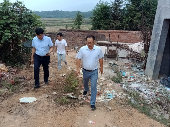 县教育局杨进德深入乡镇学校督查工作(图5)