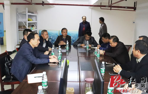 杨博理现场指导儒林老农贸市场整体搬迁(图2)
