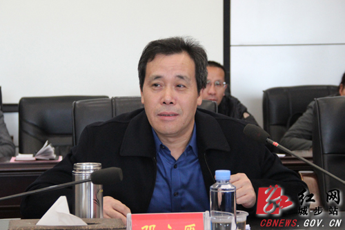 邓广雁深入城步督查脱贫攻坚和安全生产工作(图2)