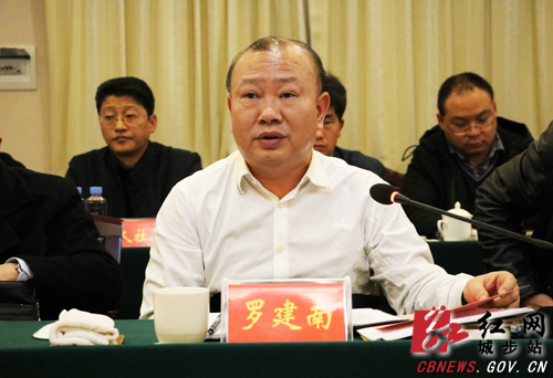 龚文密深入城步宣讲十九大精神并调研脱贫攻坚工作(图6)
