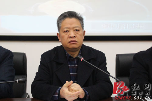 城步苗族自治县第十七届人大常委会召开第七次会议(图2)
