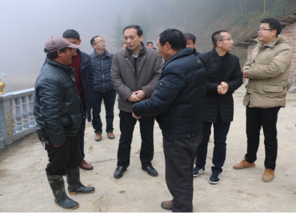 杨博理调研指导威溪乡脱贫攻坚(图2)
