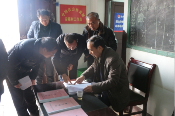 杨博理调研指导威溪乡脱贫攻坚(图1)