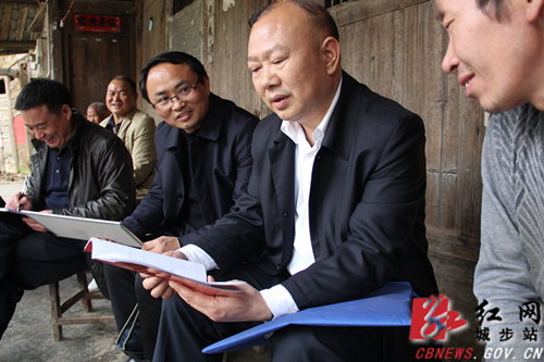 罗建南深入乡镇调研脱贫攻坚等工作(图6)
