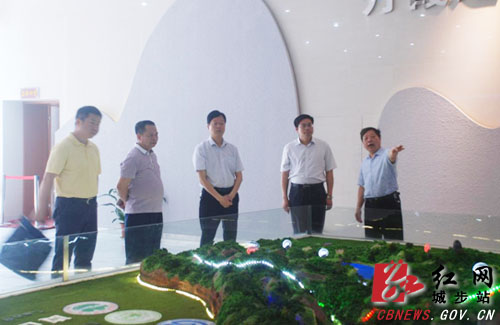 湖南南山国家公园管理局考察崀山管理模式(图1)