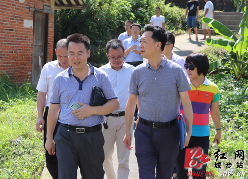 省人大农委深入城步调研农业与农村工作(图1)