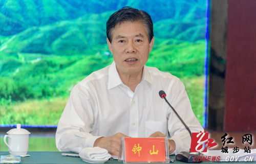 商务部部长钟山到城步调研定点扶贫工作(图2)