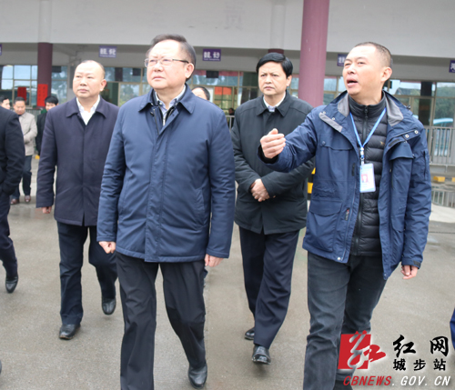 龚文密深入城步走访慰问贫困群众、检查安全生产工作(图4)