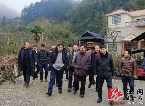 胡长清深入城步走访慰问并调研指导脱贫攻坚工作(图2)