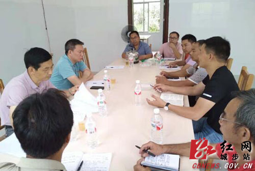 张戈锐深入长安营镇调研精准扶贫工作(图1)