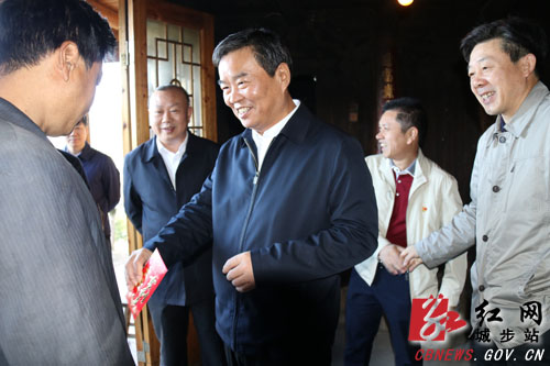 何报翔赴城步调研脱贫攻坚工作(图4)