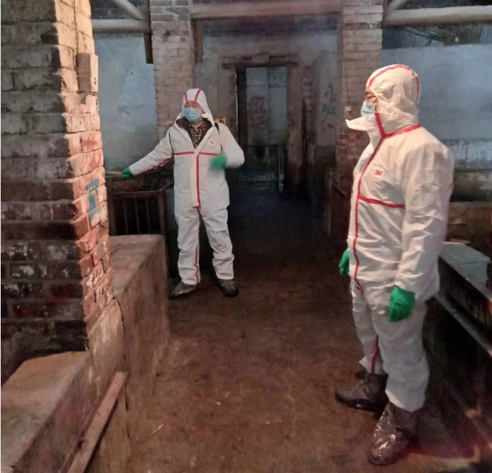 城步畜牧局开展大清扫大消毒行动  筑牢防控安全防线(图1)