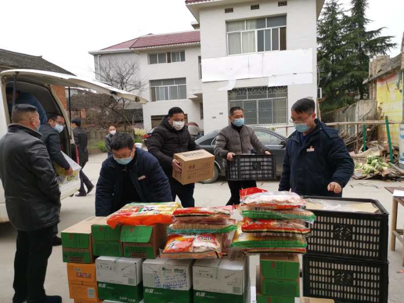 城步儒林镇城东社区：企业爱心助力小区防控一线(图1)