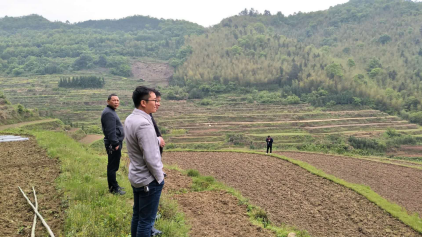 省移民经济服务中心对城步移民后扶政策实施情况进行监测评估(图2)