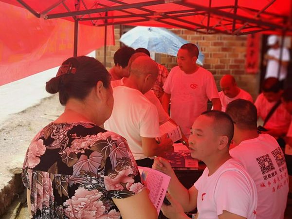 城步：走进村组宣传社保政策  社保全覆盖深入民心(图2)