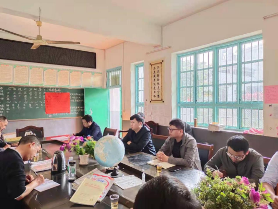 城步教育局长启动“局长教育教学质量专项督查”(图1)