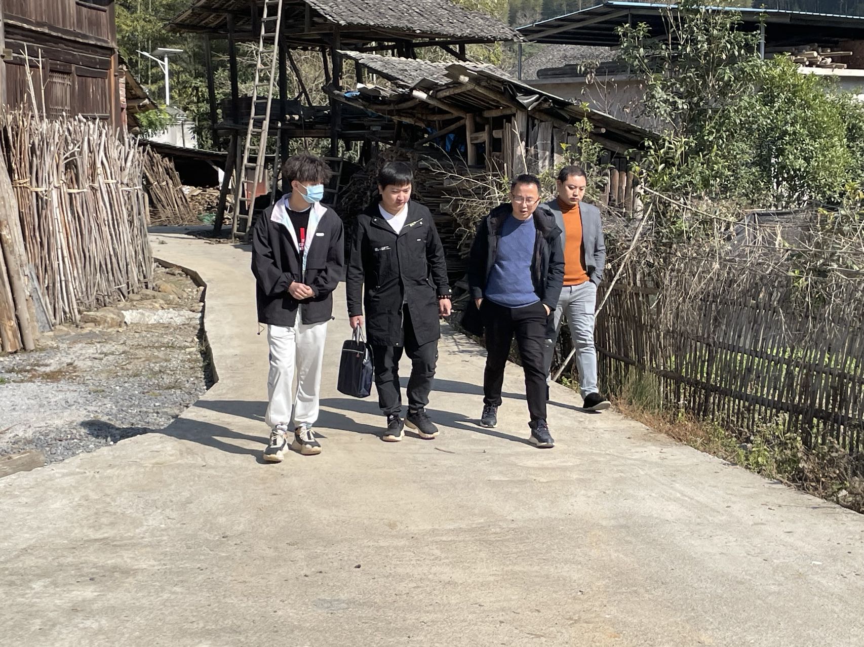 市移民事务中心对城步移民后扶政策实施情况进行监测评估(图2)