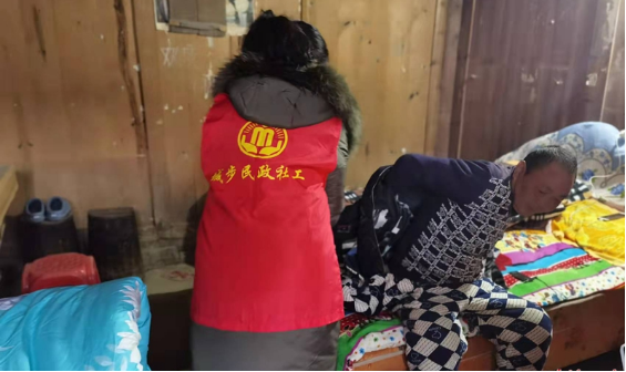 城步民政：积极开展志愿服务应对冰雪天气(图2)