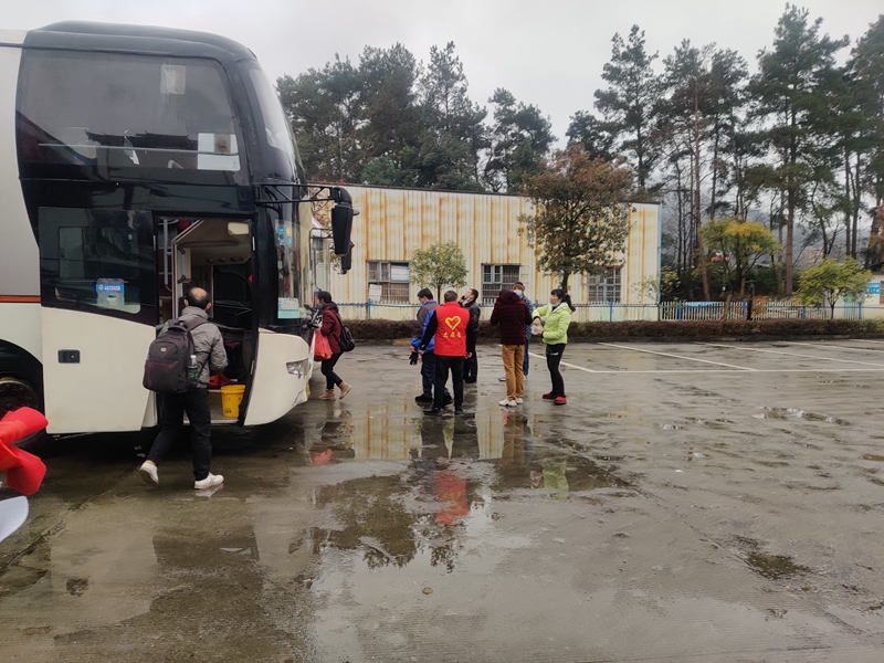 城步人社：持续开通返岗复工免费直通车(图4)