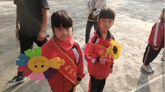 仪式感满满城步红旗小学花样迎接“小萌新”(图1)