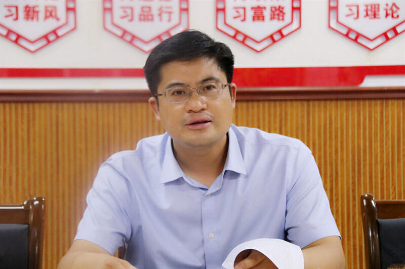 县领导李建辉,唐承威,周楚舜,刘