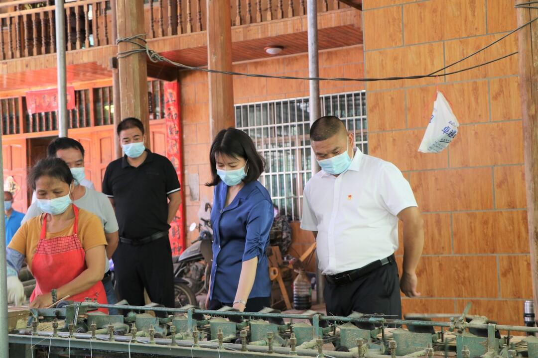 王慧敏赴威溪乡督导疫情防控、安全生产等工作(图1)