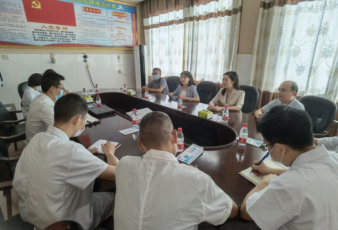 中国医师节：王慧敏慰问一线医务人员(图1)
