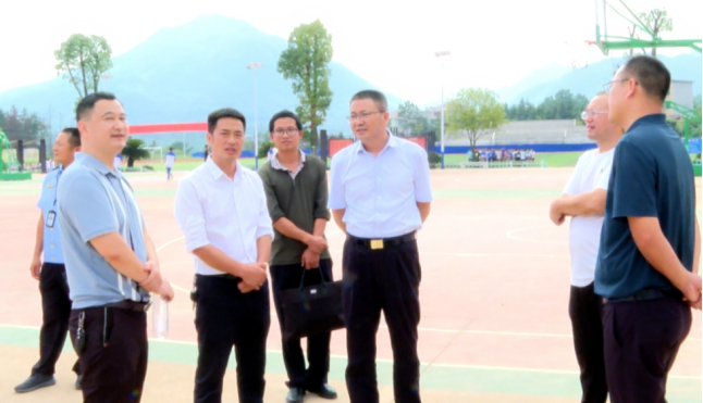 李宪到城步二中实地走访调研(图1)