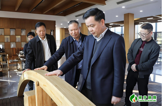 何德波率队赴益阳开展招商考察(图1)